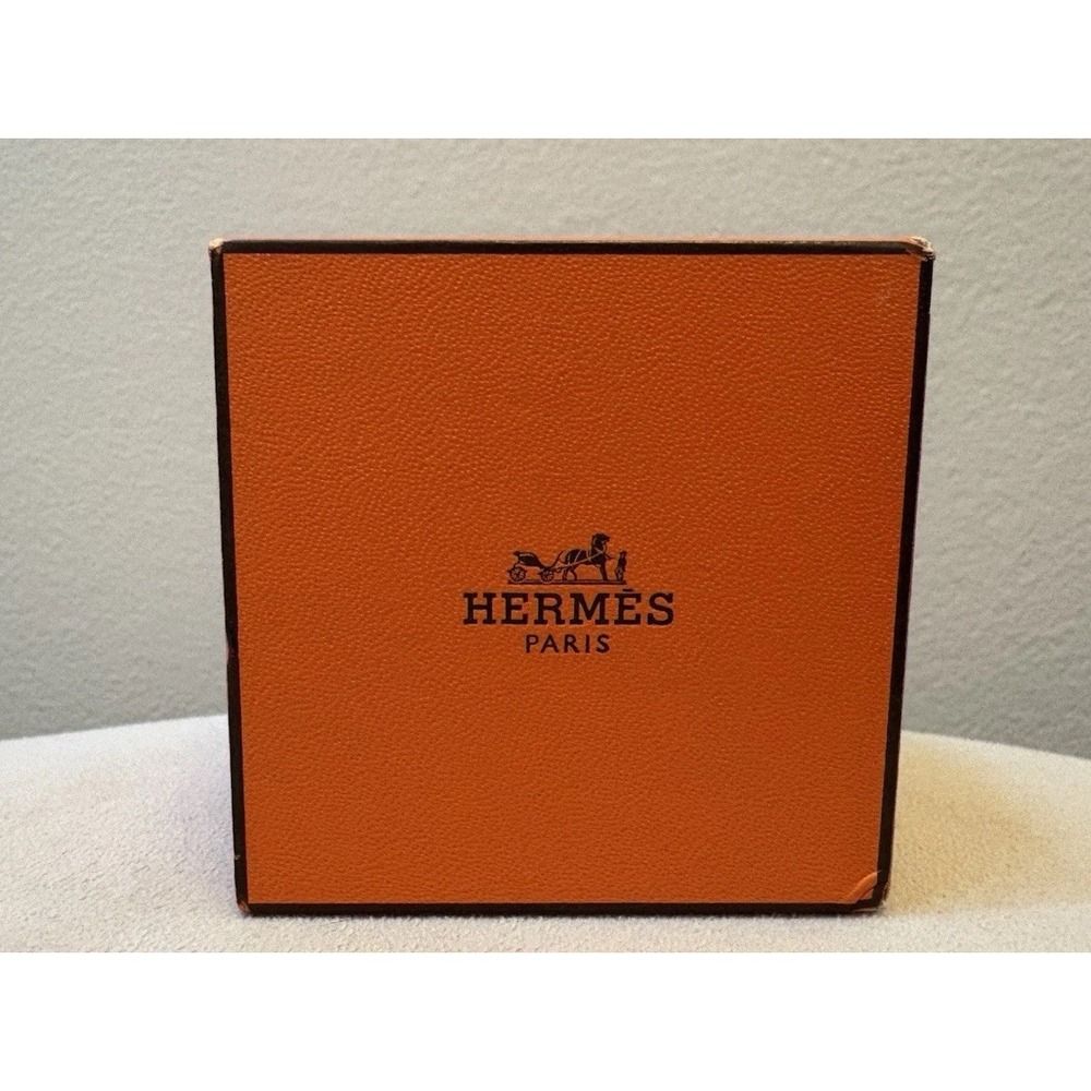 HERMES‎  Heavy Luxury Modern Ring Jewelry Display Box 2.5"x2.5"x2.25". - Picture 2 of 7
